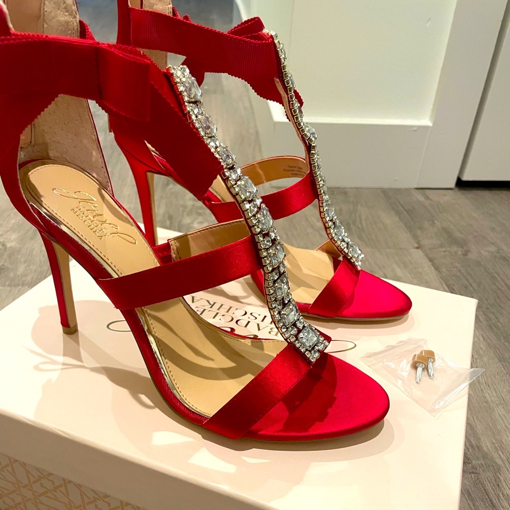JEWEL BADGLEY MISCHKA